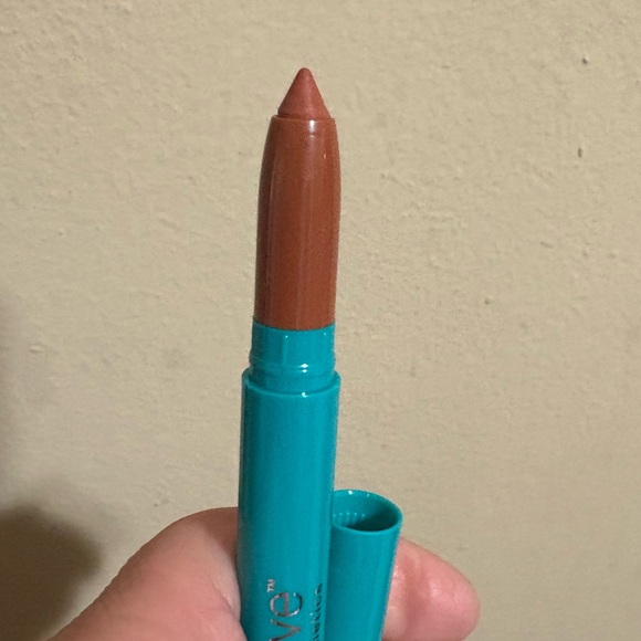 Thrive Causemetics Lip Crayon - Ruth peach taupe Brand New Never Used. - Picture 6 of 15
